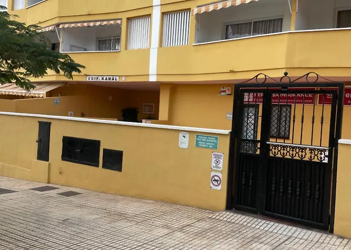 Cozy Apartment In Los Cristianos